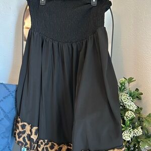 Elegant Black and Leopard Print Skirt